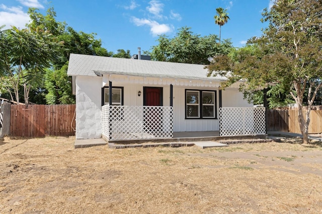 view of front of house