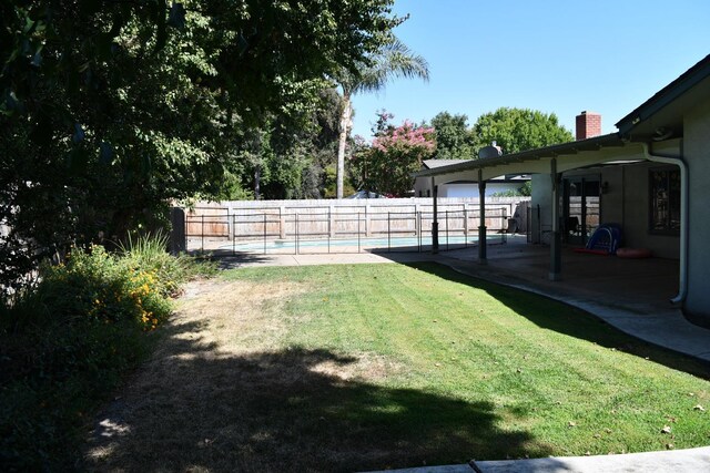 view of yard with a patio