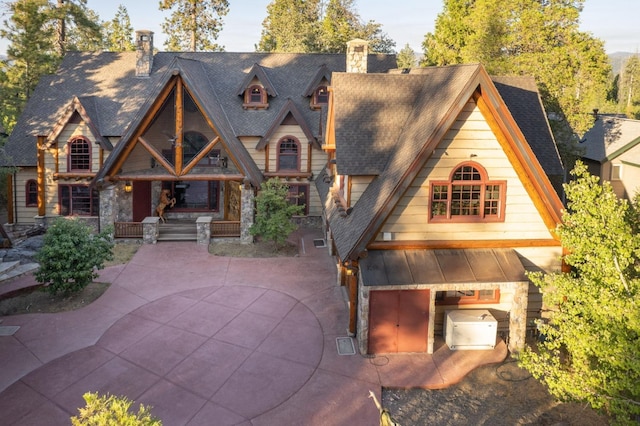 view of front of house featuring a patio