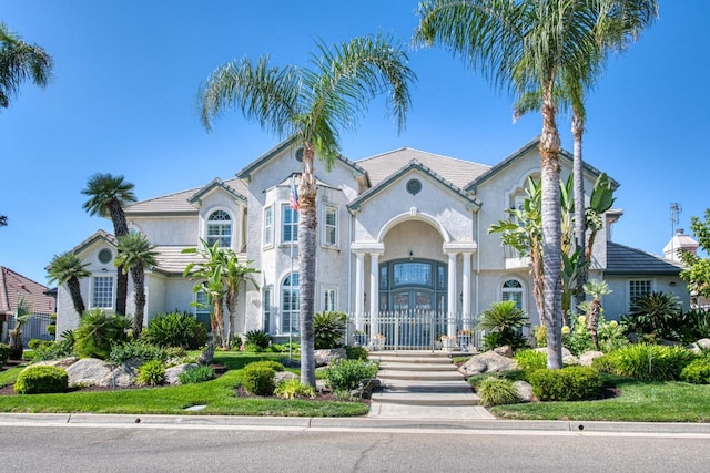 view of mediterranean / spanish-style home