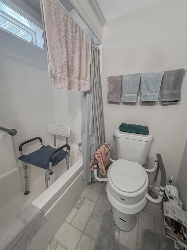 bathroom with toilet and shower / bathtub combination with curtain