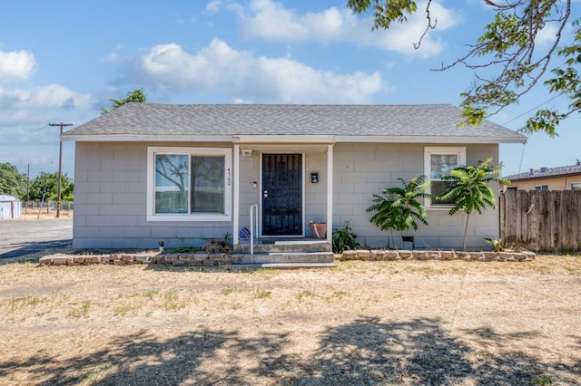 view of front of property