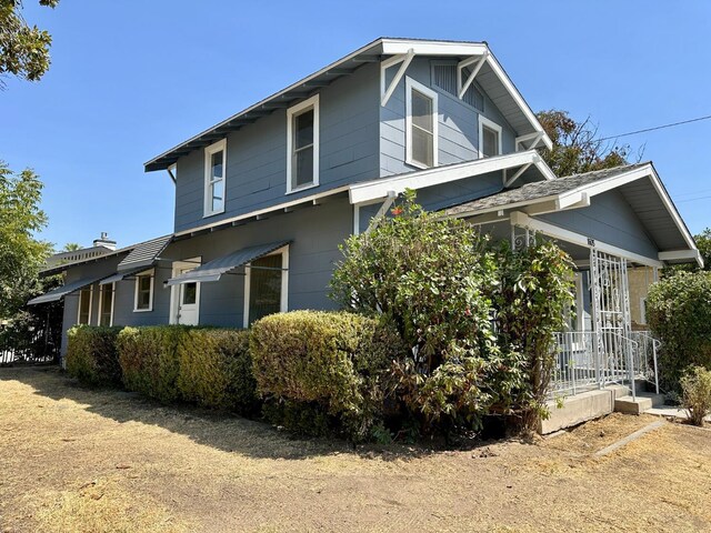 view of home's exterior