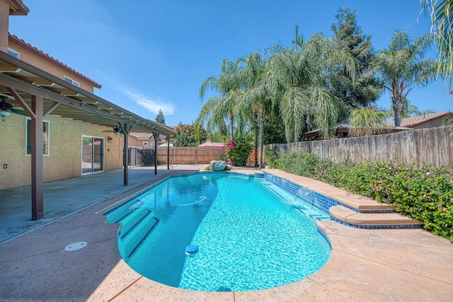 view of swimming pool featuring a patio