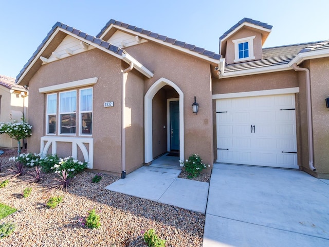 view of front of house with a garage