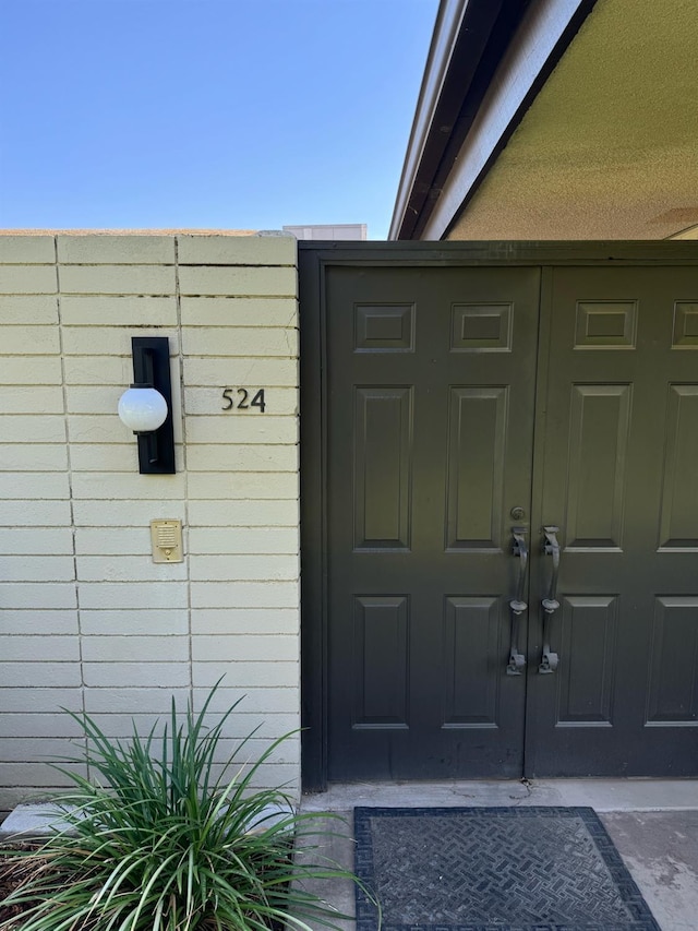 view of entrance to property