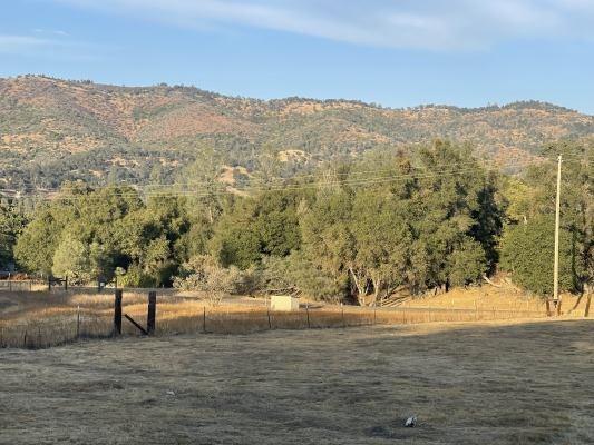 view of mountain feature featuring a rural view