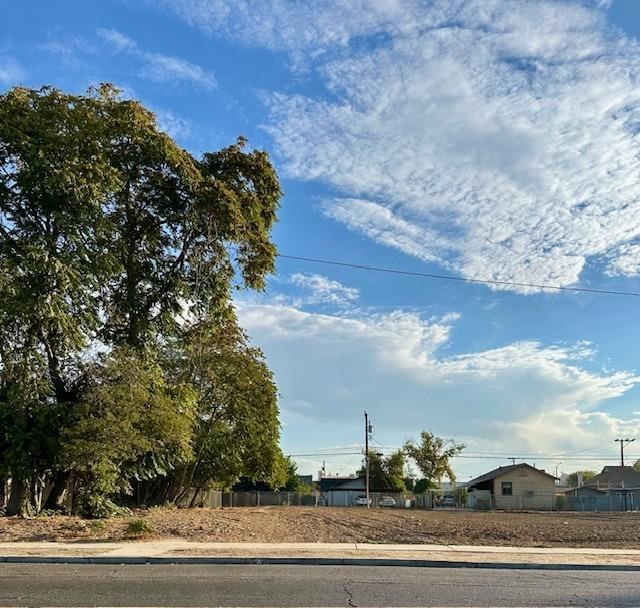 13 B St, Fresno CA, 93706 land for sale