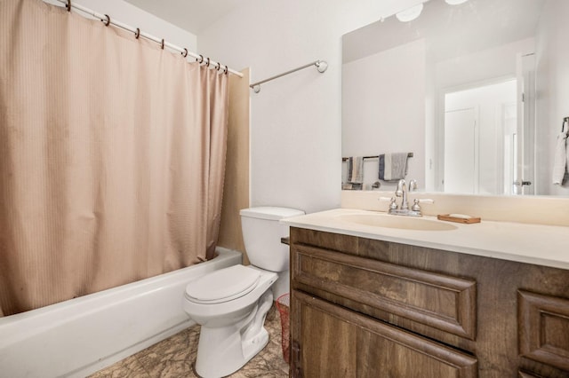 full bathroom featuring vanity, toilet, and shower / bath combo