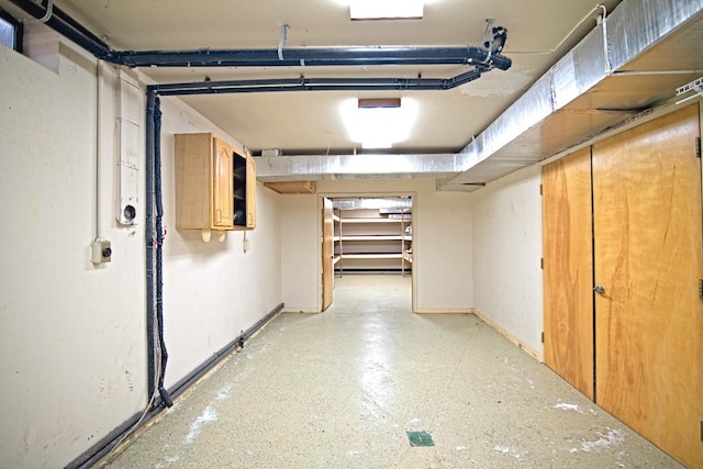 46149 Todd Eymann Rd, Miramonte, CA 93641 - finished basement featuring baseboards