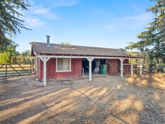 view of outbuilding with an outdoor structure and an exterior structure
