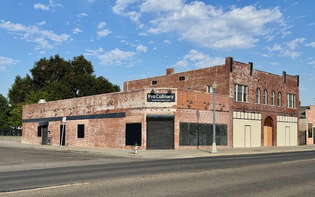 view of building exterior