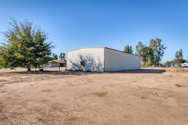 3080 N Grantland Ave, Fresno, CA 93723 - view of pole building