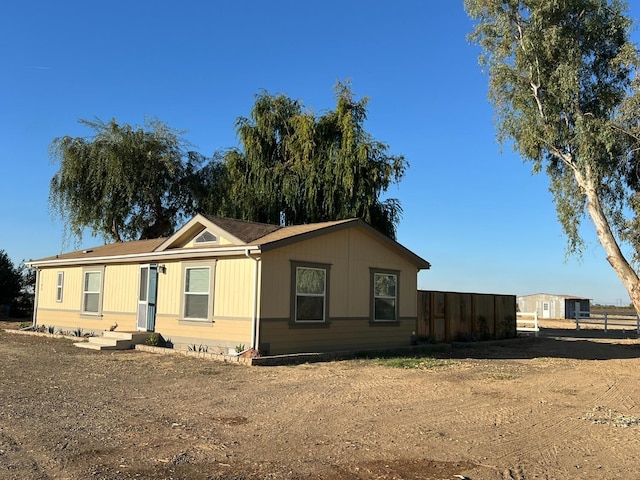 view of front of property