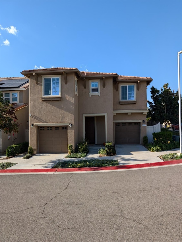 view of front facade featuring a garage