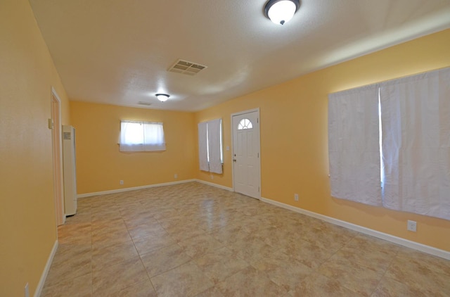 339 N Delno Ave, Fresno, CA 93706 - foyer featuring baseboards
