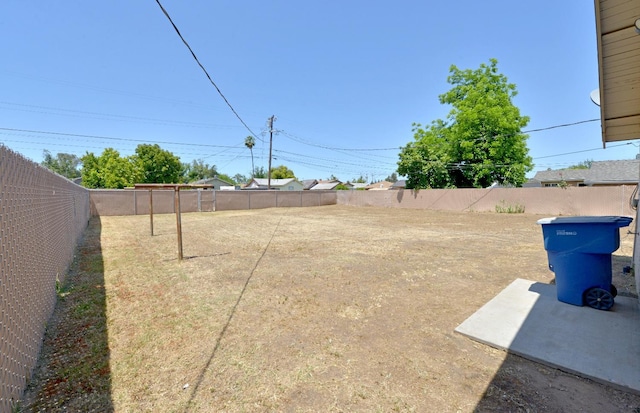 339 N Delno Ave, Fresno, CA 93706 - view of fenced backyard