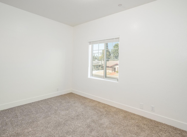 empty room featuring carpet