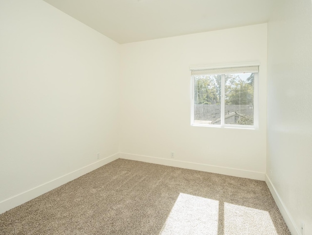 empty room with carpet