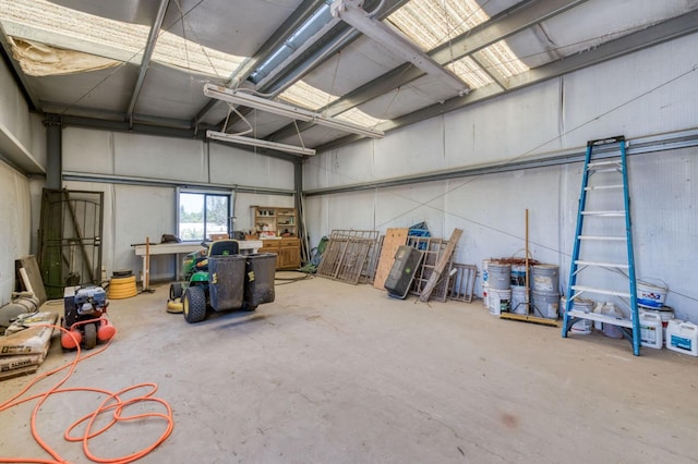 11333 E Church Ave, Sanger, CA 93657 - view of garage