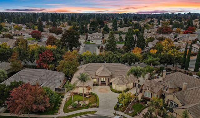 view of aerial view at dusk