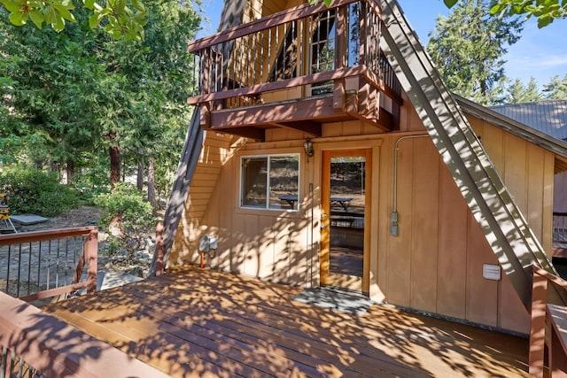 view of outbuilding