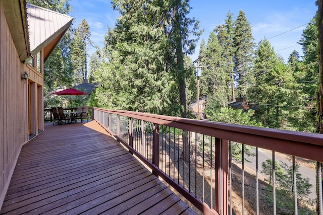 42270 Rockledge, Shaver Lake, CA 93664 - wooden terrace with outdoor dining space