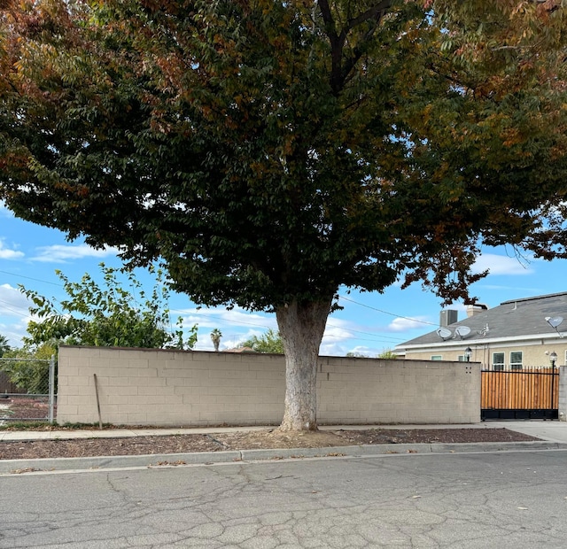 0 Plumas, Fresno CA, 93706 land for sale