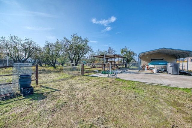 view of yard featuring a carport