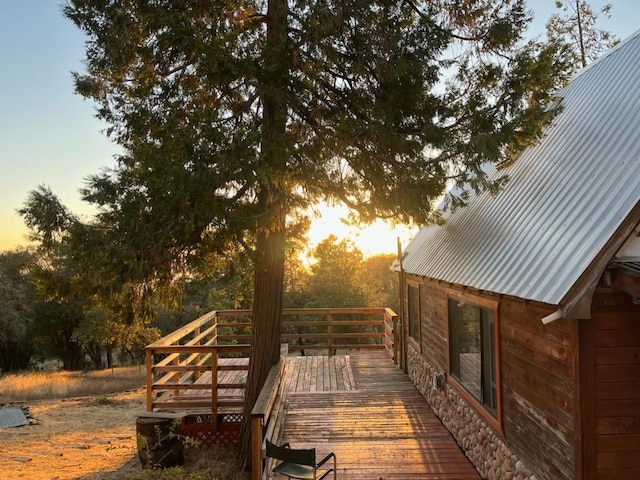 view of deck at dusk