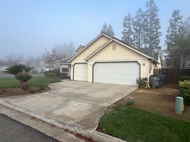 view of front facade featuring a garage