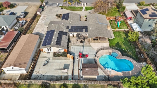 5870 E Midwick Ln, Fresno, CA 93727 - aerial view of a pool area