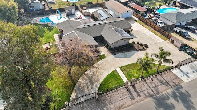 5870 E Midwick Ln, Fresno, CA 93727 - aerial view of a pool area