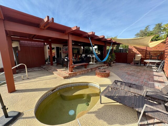 view of patio featuring a pergola