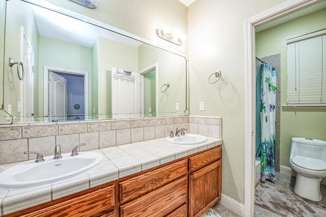 full bathroom with decorative backsplash, toilet, shower / bath combo with shower curtain, and vanity