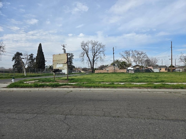 2274 S Cherry St, Fresno, CA 93706