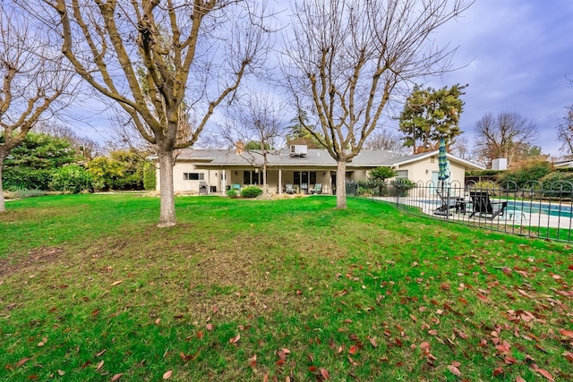 view of yard with a patio