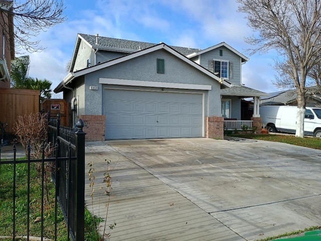 view of front property featuring a garage