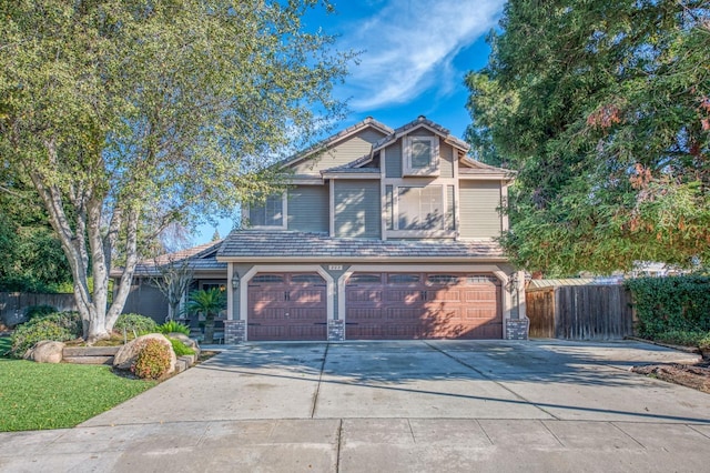 view of front facade featuring a garage