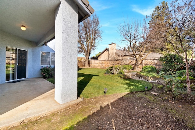 view of yard featuring a patio