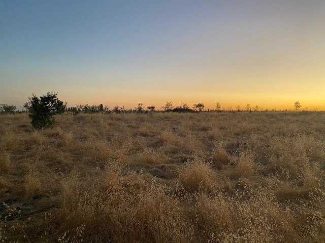 Listing photo 2 for 19701 Kings Cyn E, Sanger CA 93657