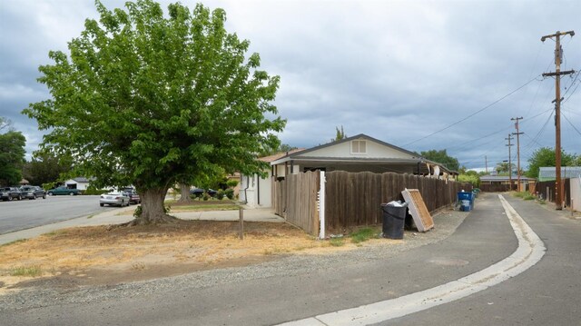 123 Roosevelt St, Coalinga, CA 93210 - photo 5