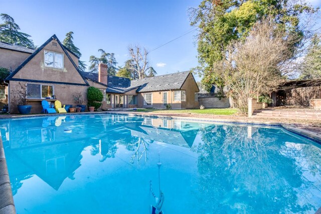 3628 N Van Ness, Fresno, CA 93704 - view of swimming pool