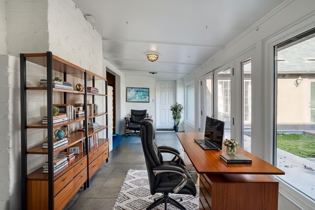 3628 N Van Ness, Fresno, CA 93704 - office with finished concrete flooring