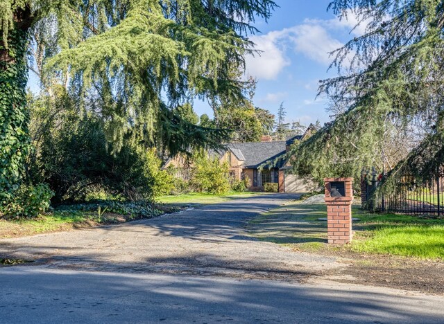 3628 N Van Ness, Fresno, CA 93704 - view of front facade with driveway
