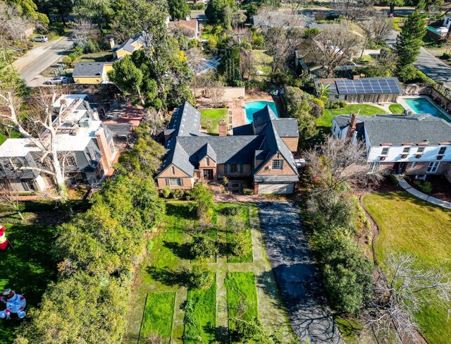 3628 N Van Ness, Fresno, CA 93704 - aerial view of a pool