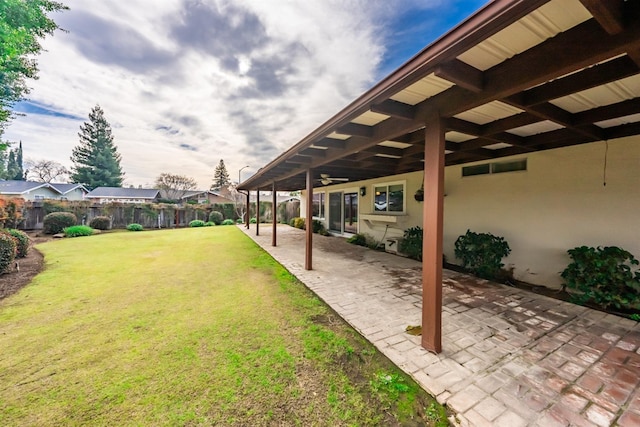 view of yard featuring a patio