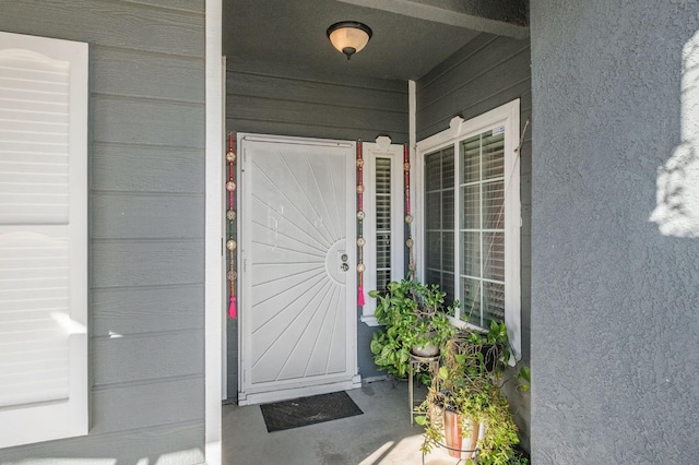 view of entrance to property