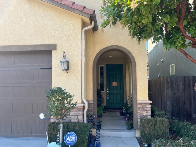 Listing photo 2 for 1552 N Sanders Ave, Clovis CA 93619