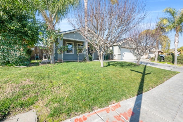 view of front of house with a front lawn